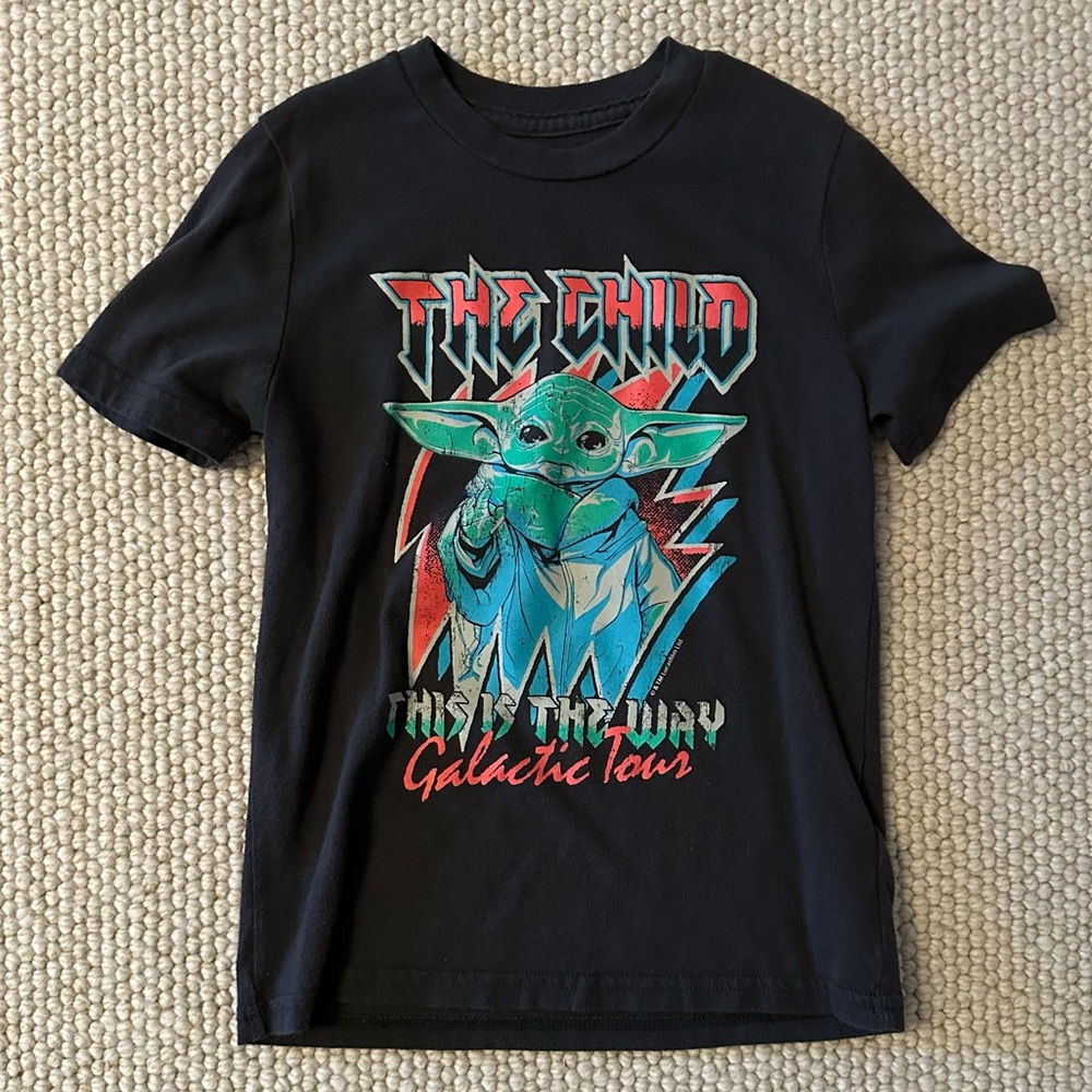 Yoda t-shirt, excellentt condition!